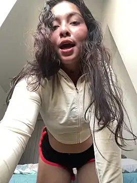 Snapshot of Issa-Lorens chatting on 13, 3, 2026 Issa-Lorens online show from 13, 3, 2026