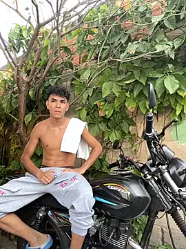 Snapshot of JHON_BIGCOCK23 chatting on 13, 2, 2026 JHON BIGCOCK23 online show from 13, 2, 2026