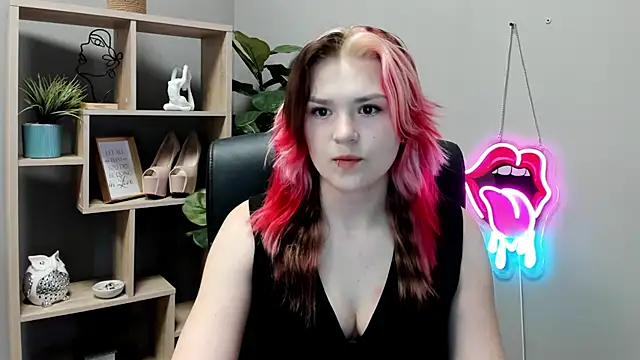 SweetLilyxo online show from 10, 6, 2026