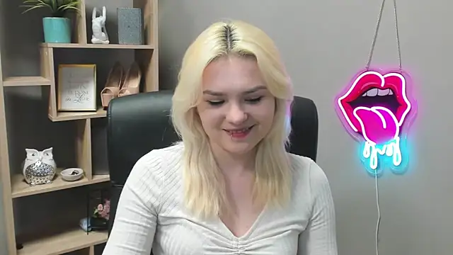 SweetLilyxo online show from 28, 2, 2026