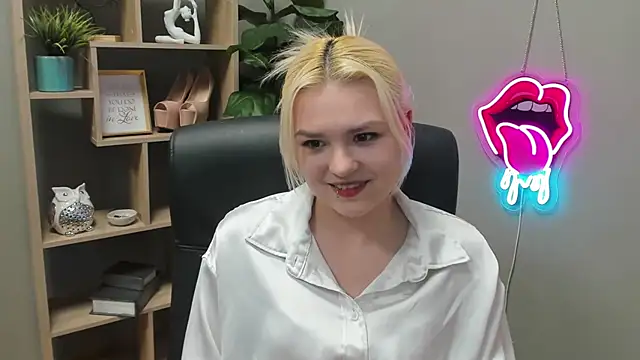 SweetLilyxo online show from 3, 4, 2026