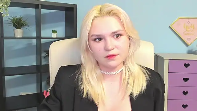 SweetLilyxo online show from 14, 2, 2026