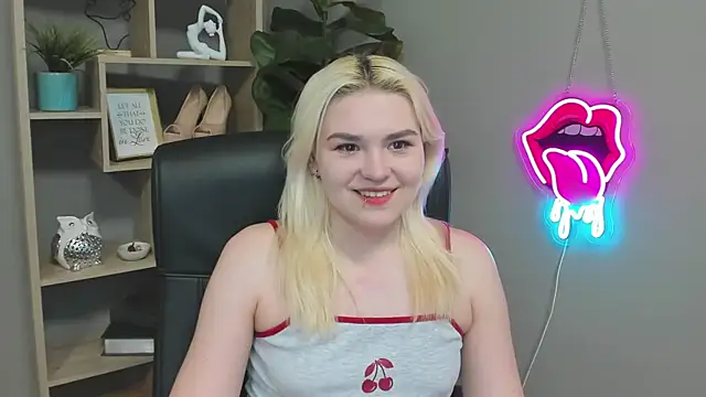 SweetLilyxo online show from 11, 4, 2026