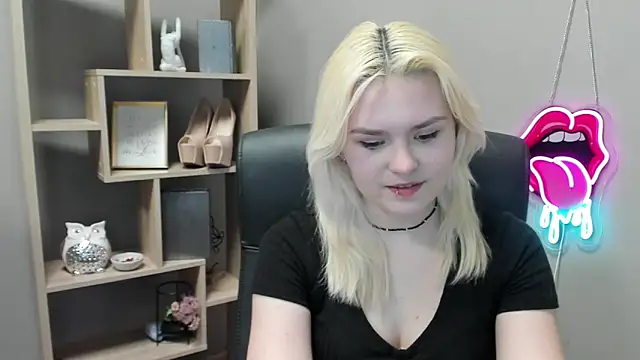 SweetLilyxo online show from 25, 2, 2026