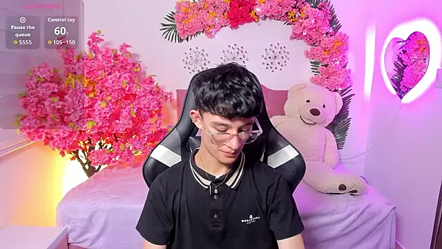 Patrick Howland  online show from 24, 3, 2026