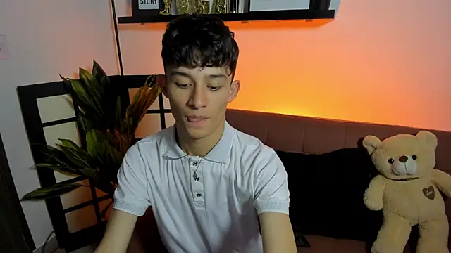 Patrick Howland  online show from 20, 4, 2026