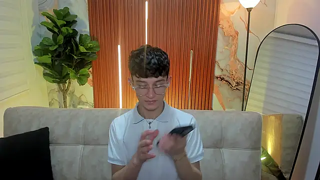 Patrick Howland  online show from 17, 3, 2026