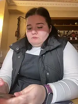 AngelKiras online show from 17, 2, 2026