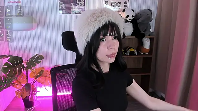 Laukyubey1 online show from 12, 2, 2026