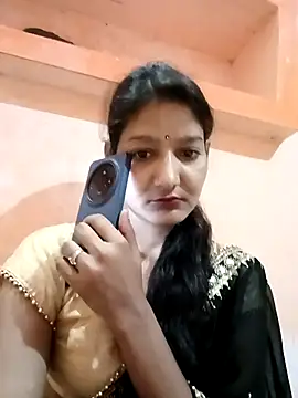 Snapshot of Ayesharani1 chatting on 5, 5, 2026 Ayesharani1 online show from 5, 5, 2026