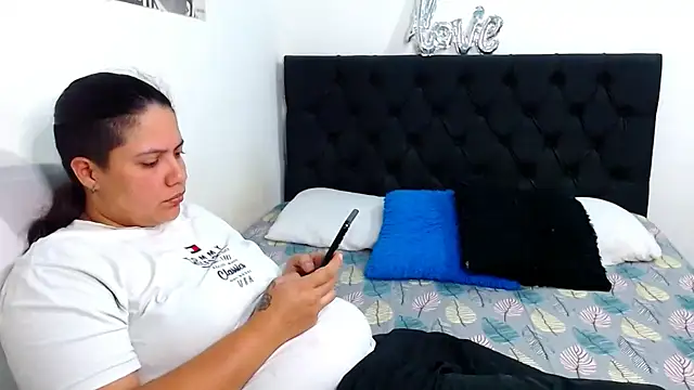 suzy paz online show from 10, 5, 2026