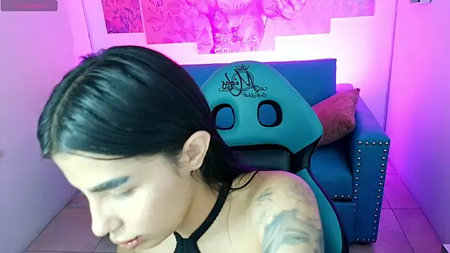 Abby Rouse m online show from 18, 4, 2026