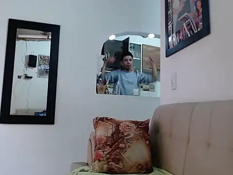 Snapshot of waner_thom chatting on 6, 2, 2026 waner thom online show from 6, 2, 2026