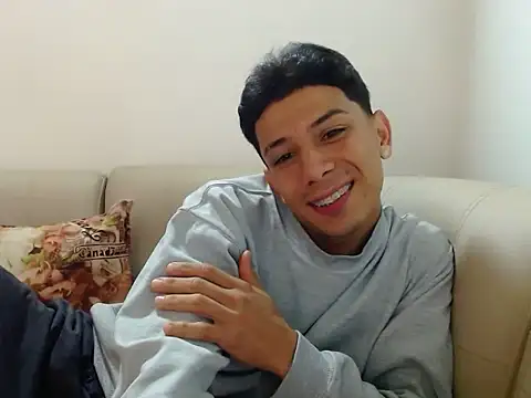 Snapshot of waner_thom chatting on 5, 2, 2026 waner thom online show from 5, 2, 2026