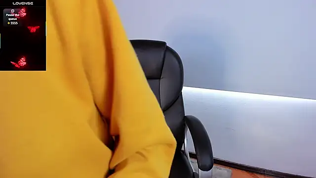 MoonRose   online show from 31, 3, 2026