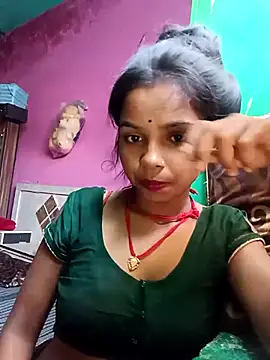 Snapshot of Cut_ikina chatting on 28, 4, 2026 Cut ikina online show from 28, 4, 2026