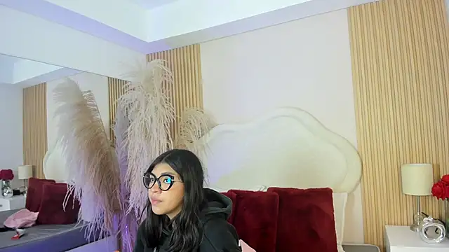 Snapshot of rebeca_taylor chatting on 8, 7, 2026 rebeca taylor online show from 8, 7, 2026