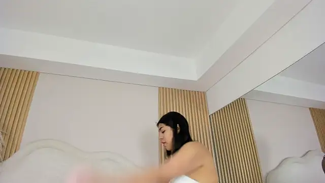 rebeca taylor online show from 9, 4, 2026