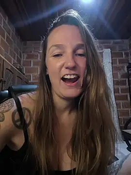 Snapshot of Loirinha_surf chatting on 21, 3, 2026 Loirinha surf online show from 21, 3, 2026