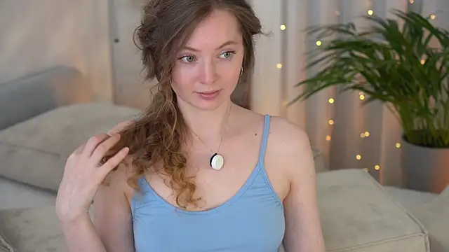 moan elisa online show from 30, 4, 2026