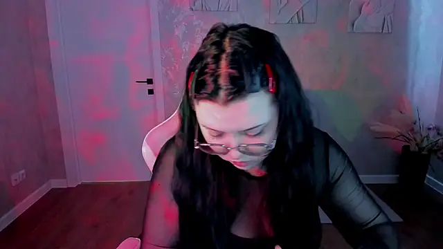 Kira G0ld online show from 1, 4, 2026