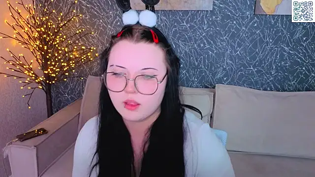 Kira G0ld online show from 5, 5, 2026