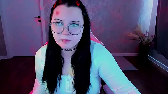 Kira G0ld online show from 4, 4, 2026