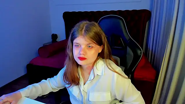 Snapshot of ChloeHalses chatting on 15, 5, 2026 ChloeHalses online show from 15, 5, 2026