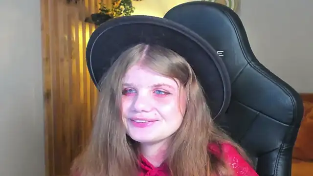 Snapshot of ChloeHalses chatting on 10, 5, 2026 ChloeHalses online show from 10, 5, 2026