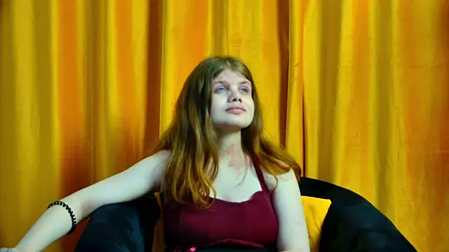 Snapshot of ChloeHalses chatting on 16, 5, 2026 ChloeHalses online show from 16, 5, 2026