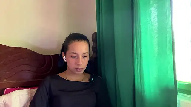 KayleenStoyanoff online show from 23, 2, 2026