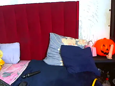 Lindabee34 online show from 2, 3, 2026