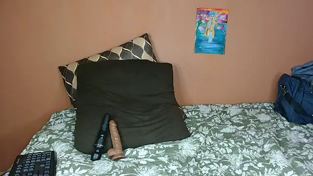 Snapshot of ForeverSexy_ chatting on 25, 6, 2026 ForeverSexy online show from 25, 6, 2026