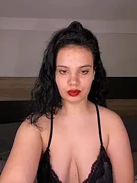 Karolina Velvet online show from 28, 2, 2026