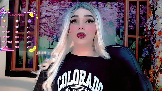 Snapshot of Maddye_Fox chatting on 30, 5, 2026 Maddye Fox online show from 30, 5, 2026