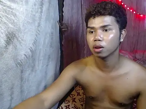 Snapshot of Pinoyebonyxxx chatting on 6, 2, 2026 Pinoyebonyxxx online show from 6, 2, 2026