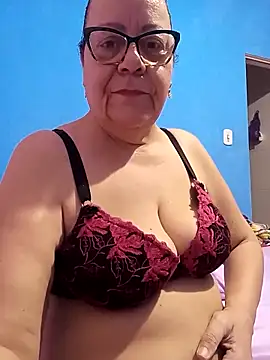 Snapshot of Luach chatting on 25, 3, 2026 Luach online show from 25, 3, 2026