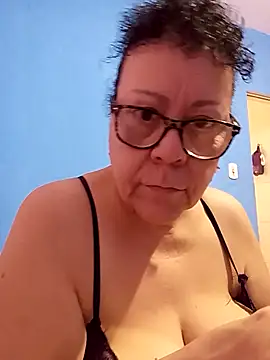 Snapshot of Luach chatting on 20, 2, 2026 Luach online show from 20, 2, 2026