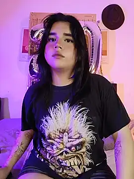 Daniellesins1 online show from 23, 7, 2026