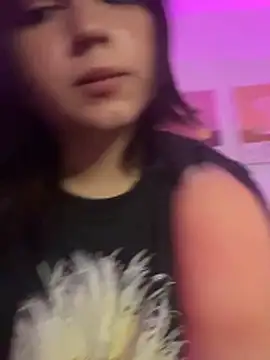 Daniellesins1 online show from 15, 4, 2026