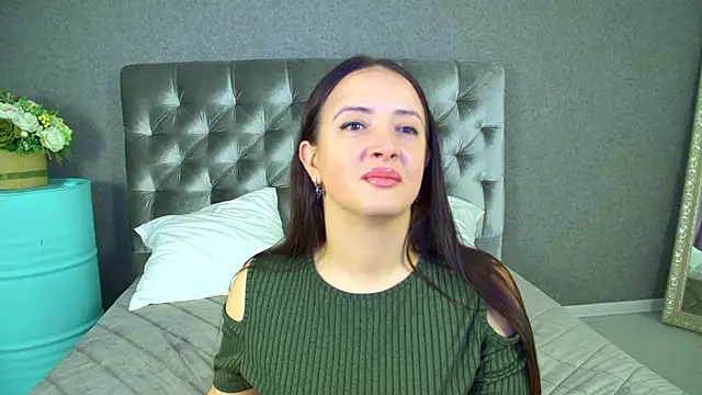 ElinaBellucci online show from 20, 3, 2026