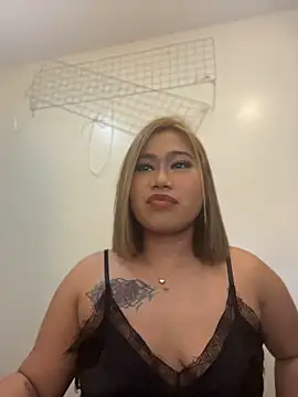 Snapshot of vien_pussy69 chatting on 19, 6, 2026 vien pussy69 online show from 19, 6, 2026