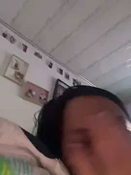 Emma Sanz   online show from 9, 3, 2026