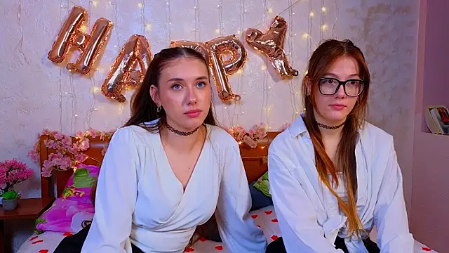 MelanieTwice online show from 4, 2, 2026