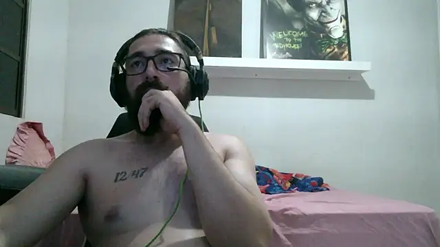 Redlovecouple online show from 26, 4, 2026