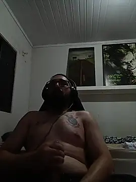 Redlovecouple online show from 28, 3, 2026