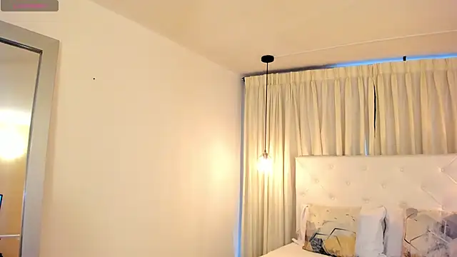 Demon lala online show from 25, 3, 2026