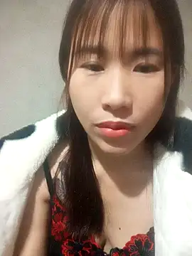 Yui-Ch1682 online show from 5, 2, 2026