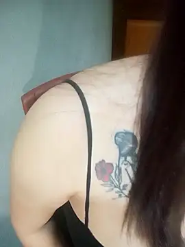 Yui-Ch1682 online show from 12, 2, 2026