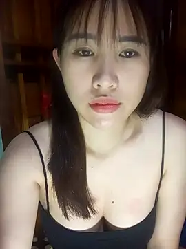 Yui-Ch1682 online show from 19, 2, 2026